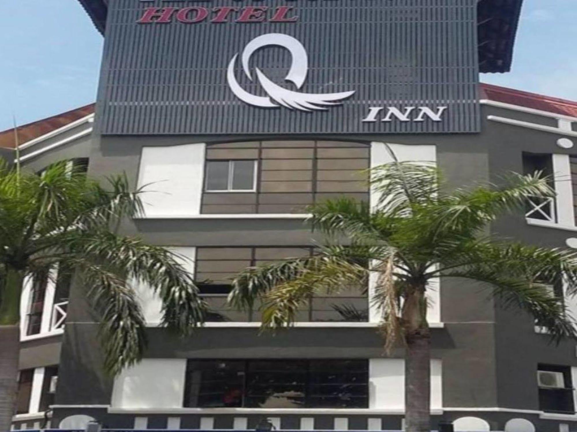 Oyo 176 Hotel Q Inn Petaling Jaya Dış mekan fotoğraf