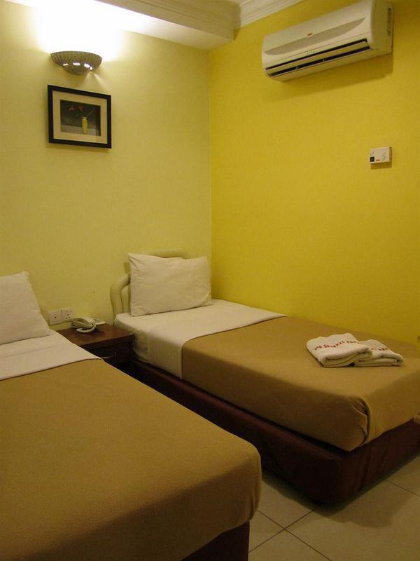 Oyo 176 Hotel Q Inn Petaling Jaya Dış mekan fotoğraf